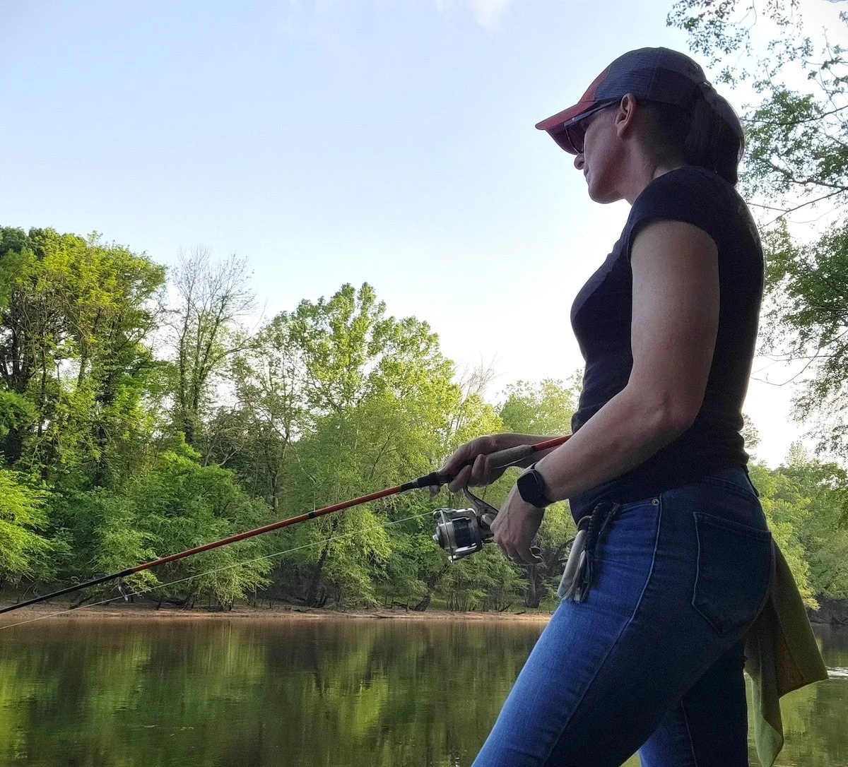 Boucle de pêche à pêche à la ligne de pêcheur et bobine
