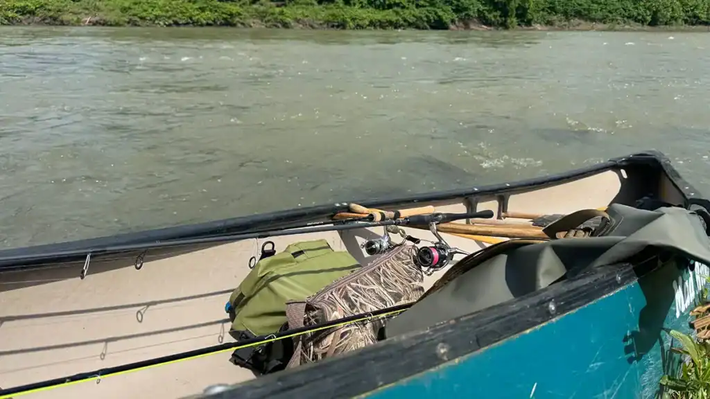 Trika 6x en canoë