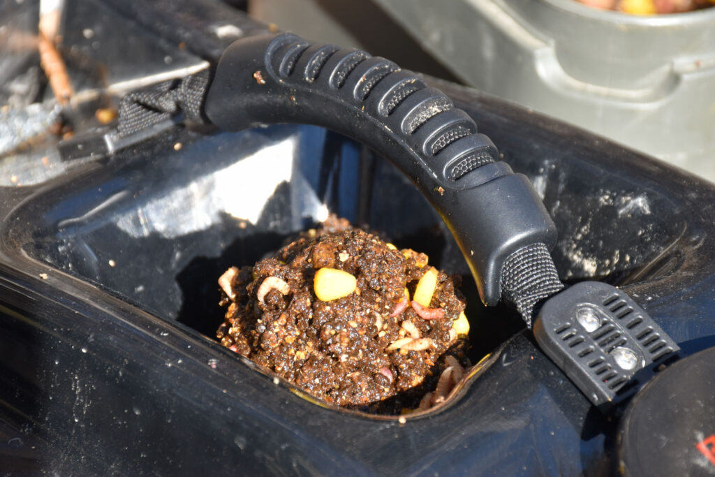 Attractants pour la pêche de la carpe